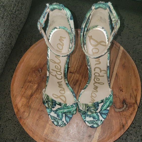 Sam Edelman size 6 - Picture 2 of 3